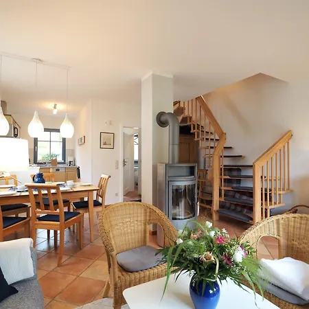 Holiday home Morgensuenn *